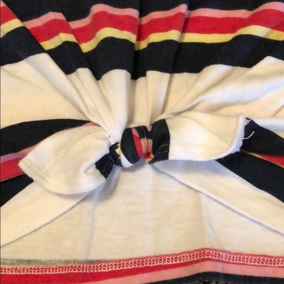 Abercrombie Kids Striped Tank Top Size 13/14 in Like New Condition - Picture 2 of 3